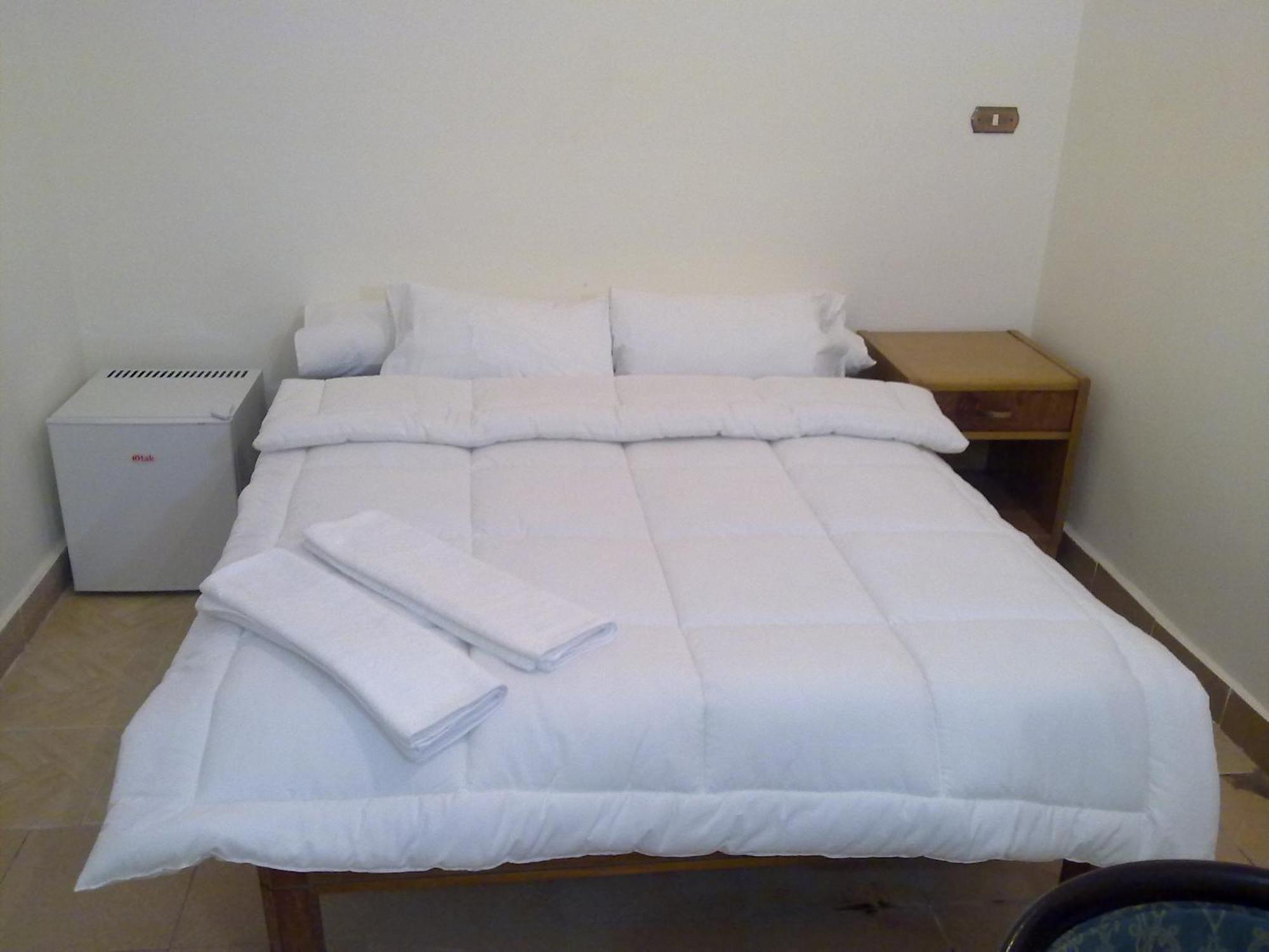 Transit Alexandria Hostel Екстер'єр фото